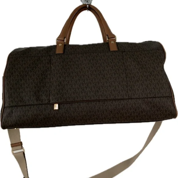 MICHAEL Kors Bedford Extra Large Travel Weekender. NWOT - Picture 3 of 17